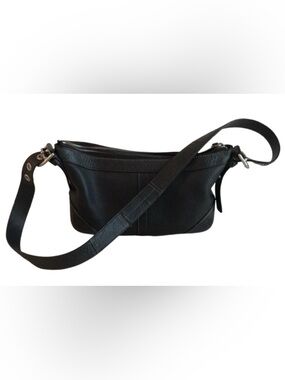 SOLD-on Vestiere Coach Madison 2008 Soho Duffle Leather Black Shoulder bag 12321